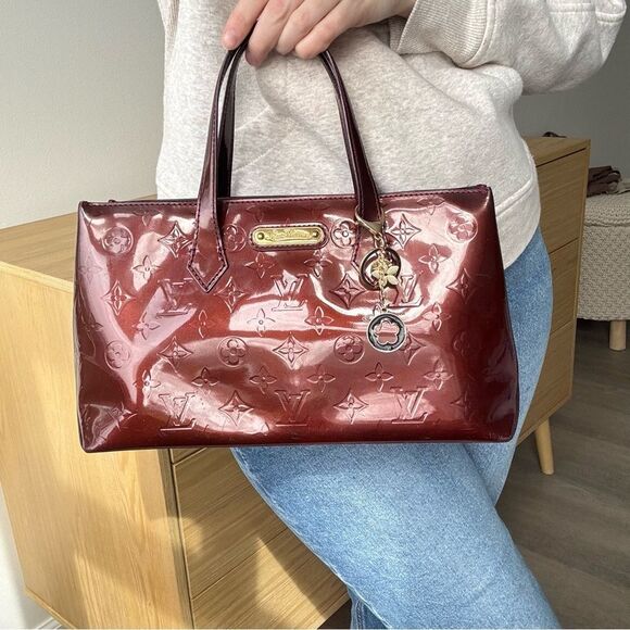 ✅AUTHENTIC✅ LOUIS VUITTON WILSHIRE PM BORDEAUX VERNIS - Picture 1 of 15